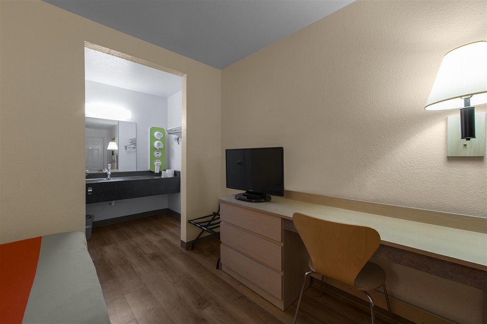 Motel 6-Wethersfield, Ct - Hartford Bagian luar foto